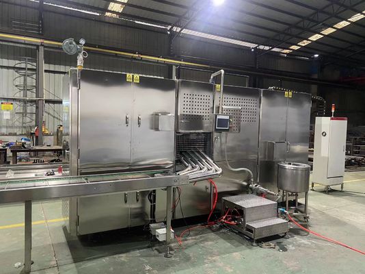 좋은 가격 완전 자동 웨이퍼 콘 성형기 4200 pcs/H 5 슬롯머신 컨베이어 온라인으로