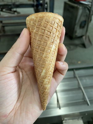 좋은 가격 304대 자동 경사로 달콤한 콘 베이킹 기계 온라인으로